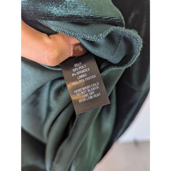 Lulus Candlelit Dark Emerald Green Velvet One Shoulder Bodycon Dress Women Sz M - Picture 12 of 16
